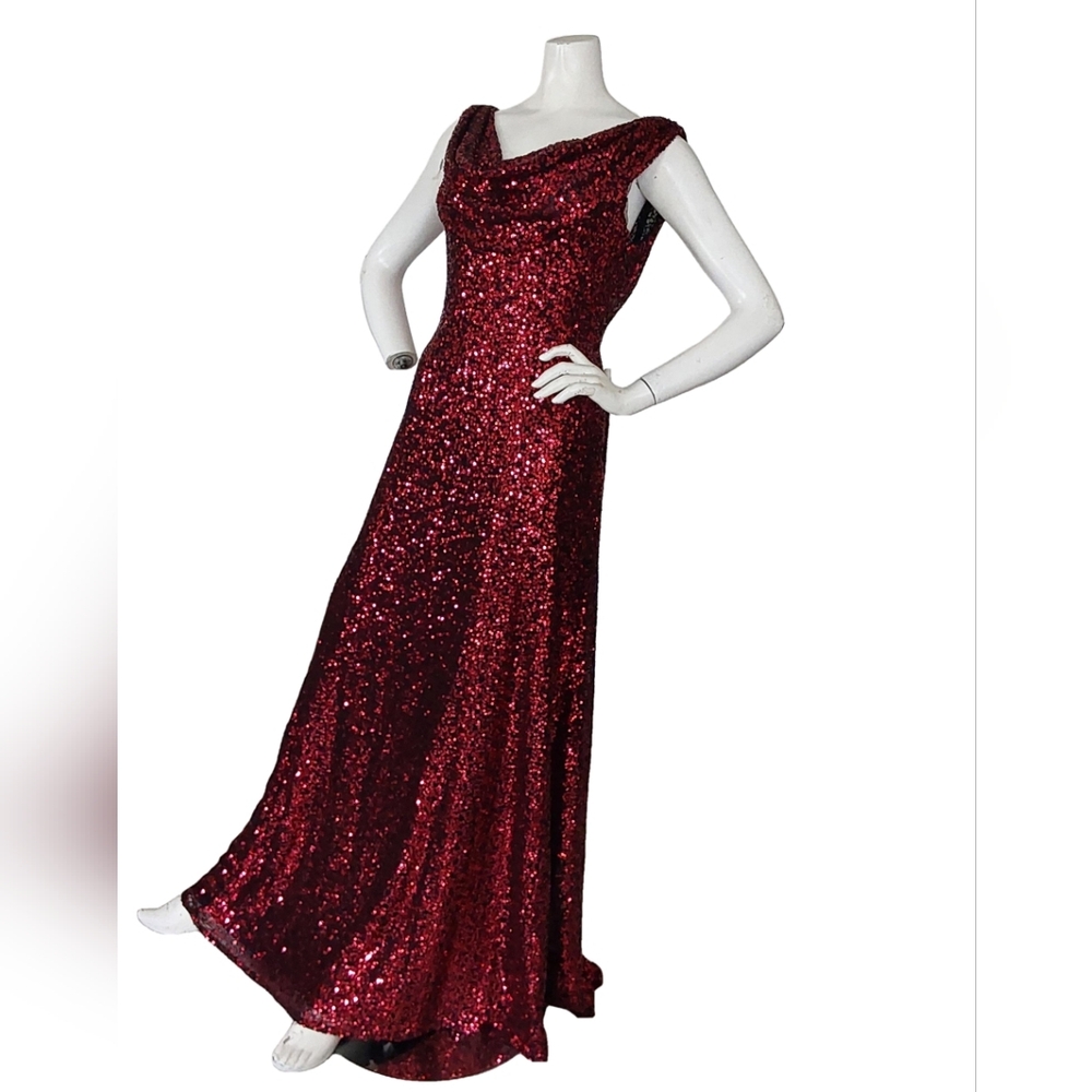 Elegant‎ Red Sequin Evening Gown - Picture 3 of 7